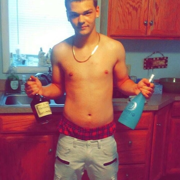 Meet your Posher, Javan - Picture 1 of 1